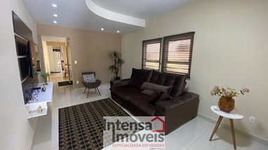 house em Rua Deputado Antônio Sylvio da Cunha Bueno, Esplanada Santa Terezinha - Taubaté - SP