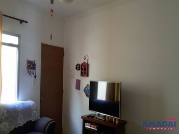 apartment em Avenida Vale do Paraíba, Parque Santo Antônio - Jacareí - SP
