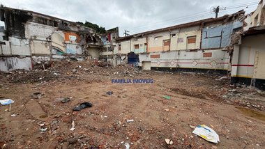 land_lot em Rua Marechal Pêgo Júnior, Vila Nova - Santos - SP