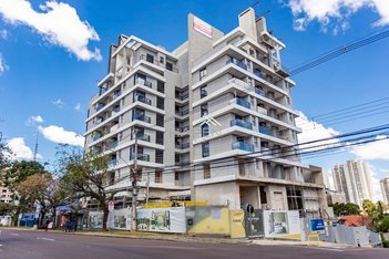 apartment em Avenida Senador Souza Naves, Cristo Rei - Curitiba - PR