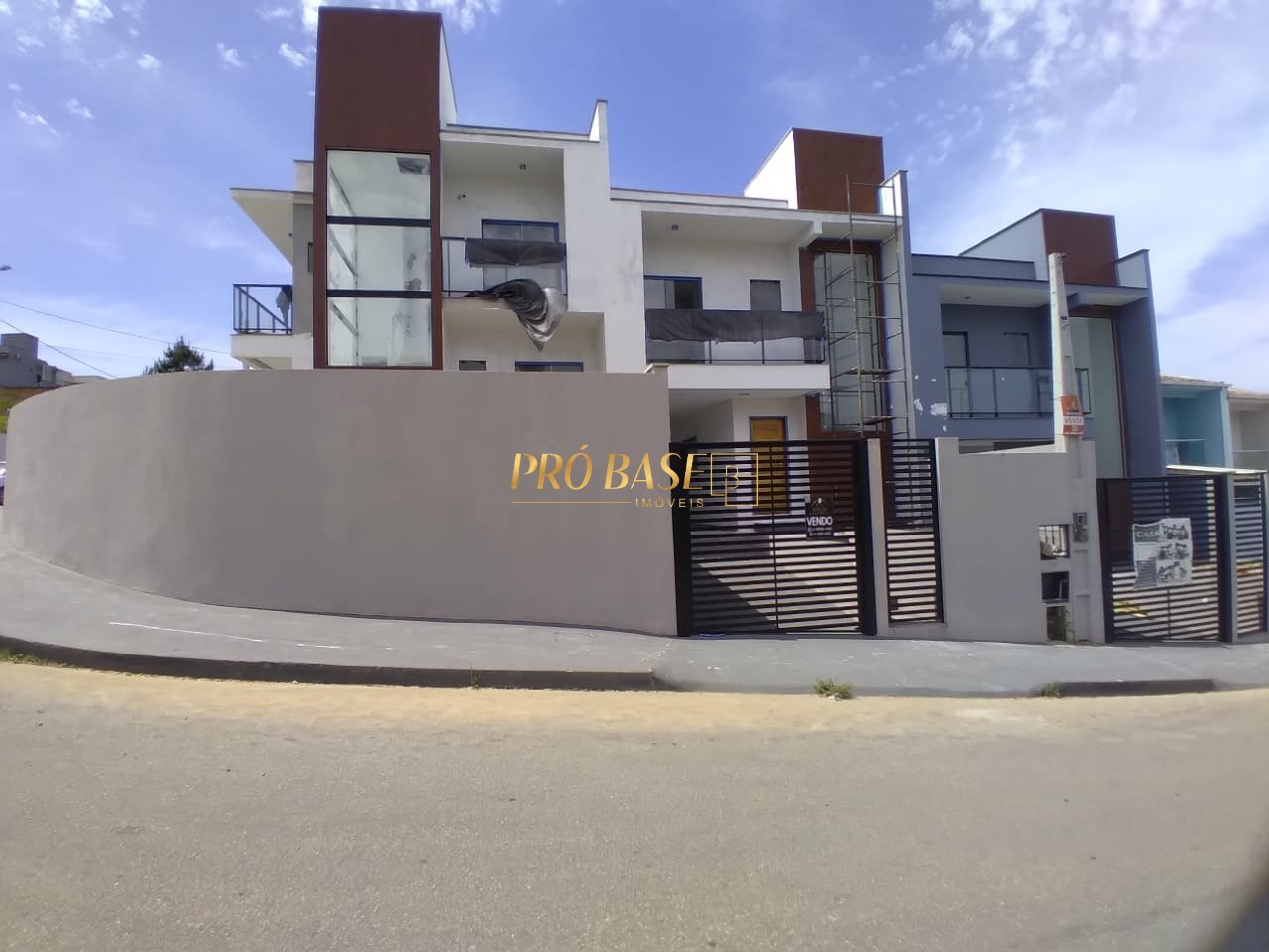 WhatsApp Image 2025-11-06 at 16.12