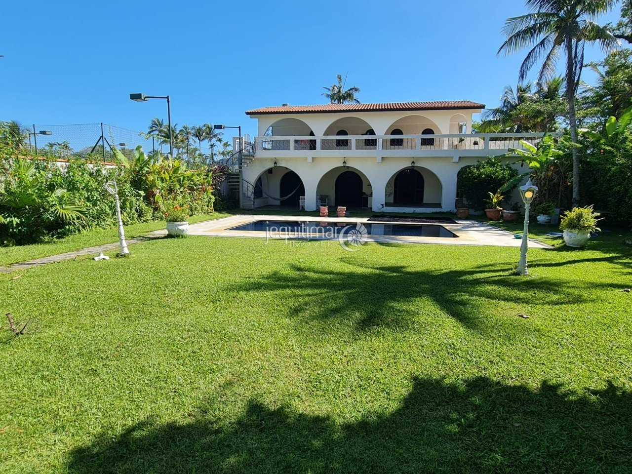 WhatsApp Image 2025-11-19 at 16.00