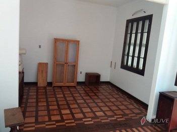 office em Rua Aureliano Coutinho, Centro - Petrópolis - RJ