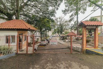 apartment em Rua Moyses Antunes da Cunha, Santo Antônio - Porto Alegre - RS