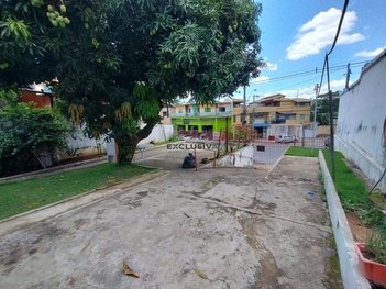 house em Avenida Virgínia Graciosi Pacelli, Alvorada - Contagem - MG