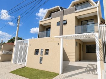 house em Rua Araruna, Pinheirinho - Curitiba - PR