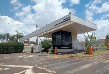 house em Rua Pedro Rossato, Heimtal - Londrina - PR