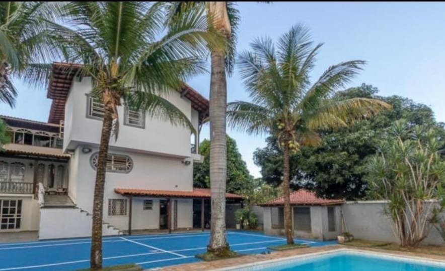 Casa com 4 quartos — Bandeirantes (Pampulha), Belo Horizonte