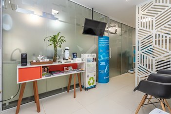 office em Rua Eudoro Berlink, Auxiliadora - Porto Alegre - RS