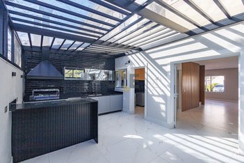 house em Avenida Angelim, Loteamento Green Ville - Atibaia - SP