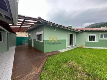 house em Itapecirica, Itacorubi - Florianópolis - SC