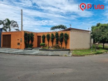 business em Rua Inácio de Vasconcellos Cunha Caldeira, Jardim São Francisco - Piracicaba - SP