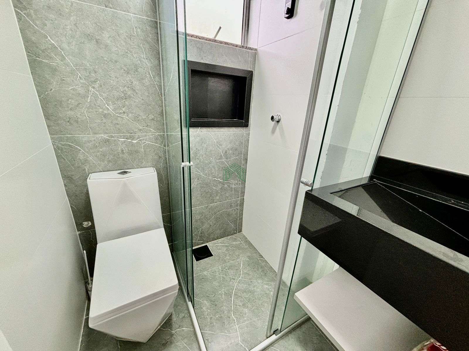 Apartamento com 2 quartos — Manacás, Belo Horizonte