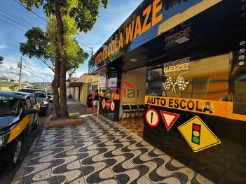 commercial_building em Rua Camboriú, Glória - Belo Horizonte - MG