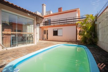 house em Rua Rafael Pinto Bandeira, Areal - Pelotas - RS