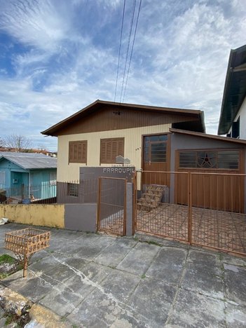 house em Rua Ângelo Mário Schenato, São Luiz - Farroupilha - RS