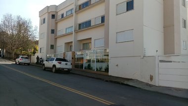 apartment em Rua Trinta e Um de Março, Jardim Andere - Varginha - MG