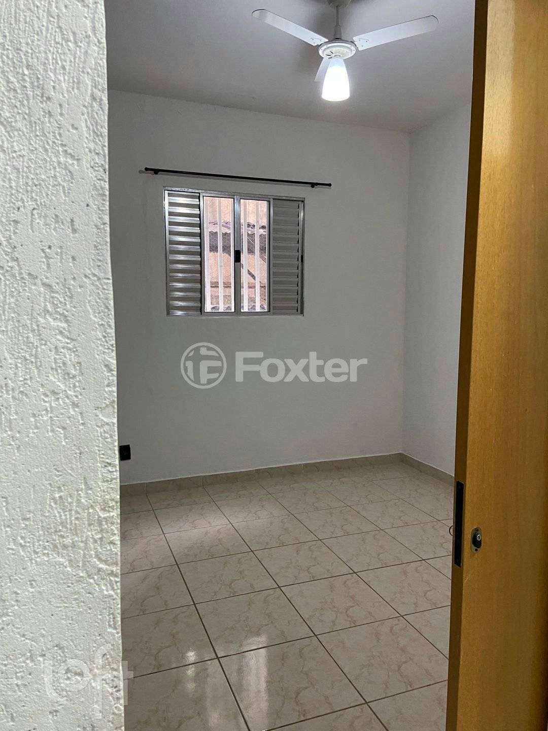 f6856373