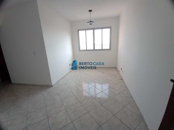 apartment em Rua Ponte Serrada, Itaquera - São Paulo - SP