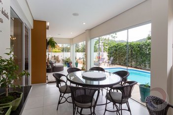 house em Rodovia Doutor Antônio Luiz Moura Gonzaga, Rio Tavares - Florianópolis - SC