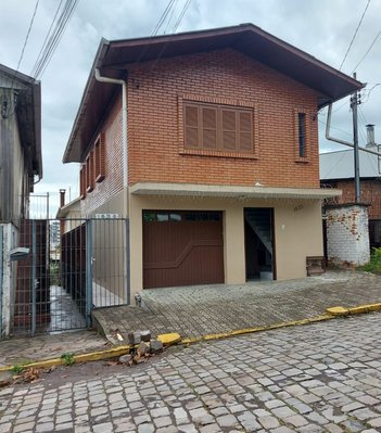 house em Rua Coronel Flores, São Pelegrino - Caxias do Sul - RS