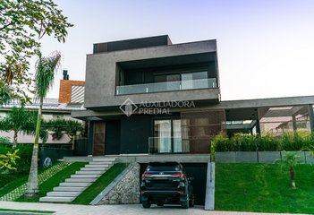 house em Rodovia Doutor Antônio Luiz Moura Gonzaga, Rio Tavares - Florianópolis - SC