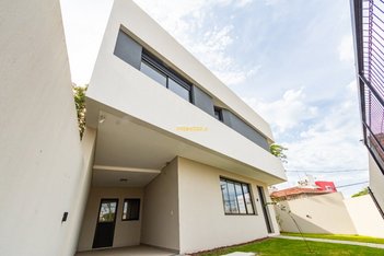 house em Rua São Carlos, Santa Felicidade - Curitiba - PR