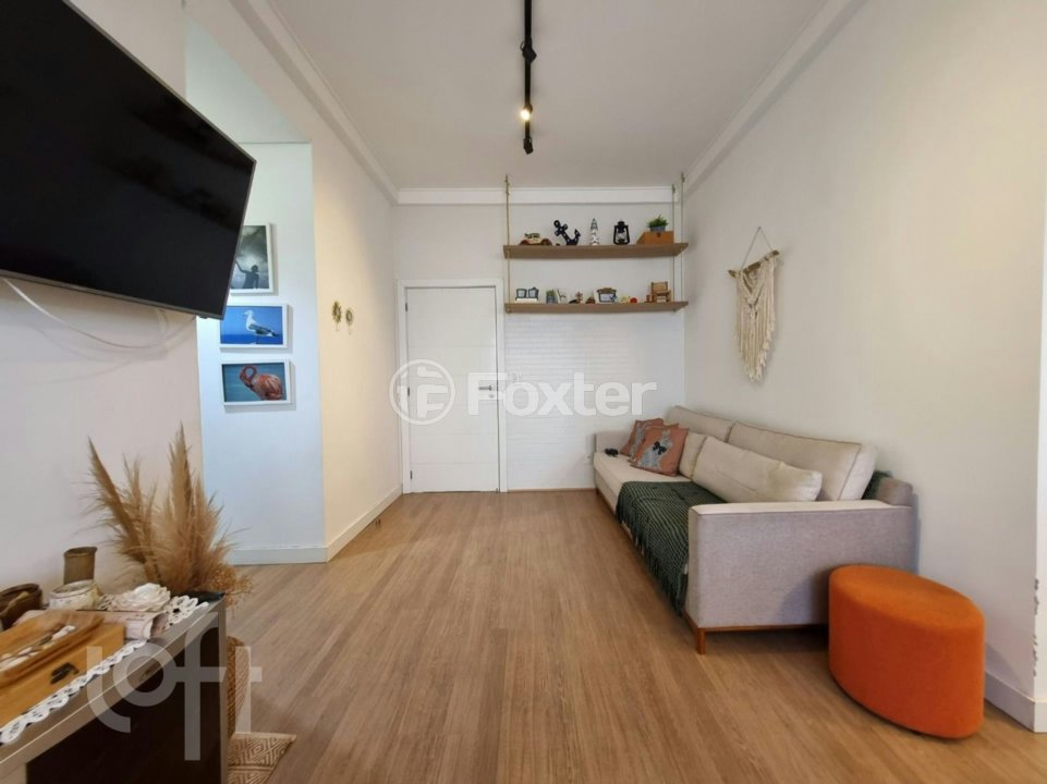 f607617c