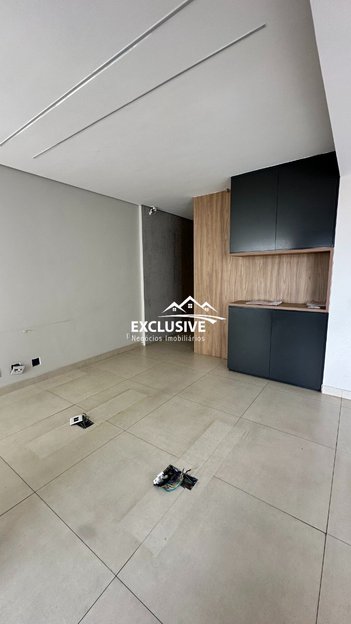 office em Avenida Governador Valadares, Centro - Congonhas - MG