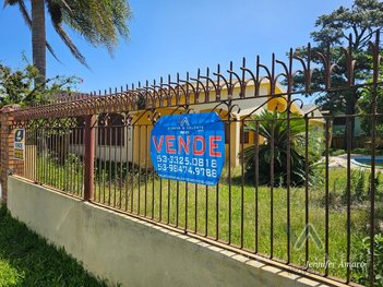 house em Rua Santo Ângelo, Laranjal - Pelotas - RS