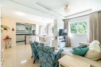apartment em Rua Artur Fabião Carneiro, Passo da Areia - Porto Alegre - RS