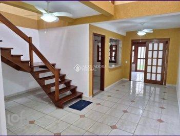 house em Fábio Coelho de Magalhães, Serraria - Porto Alegre - RS