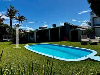 house em Rua da Várzea, Centro - Xangri-Lá - RS