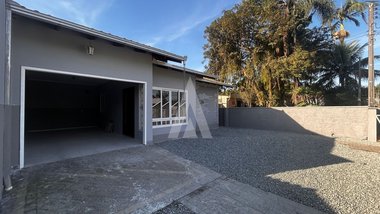 house em Rua Reinoldo Priestre Sobrinho, Jarivatuba - Joinville - SC