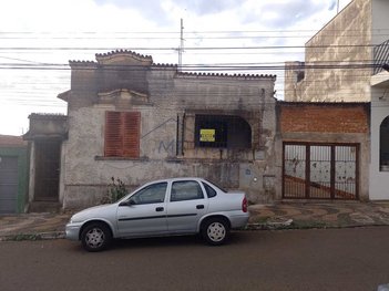 house em Rua Visconde do Rio Branco, Centro - Pirassununga - SP