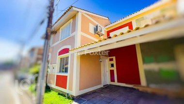 house em Avenida José Aloísio Filho, Humaitá - Porto Alegre - RS