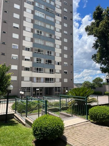 apartment em Rua Doutor Gastão Festugatto, Madureira - Caxias do Sul - RS
