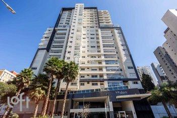 apartment em Romédio Dorigo, Agua Verde - Curitiba - PR