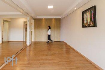 apartment em Pedro Augusto Menna Barreto Monclaro, Agua Verde - Curitiba - PR