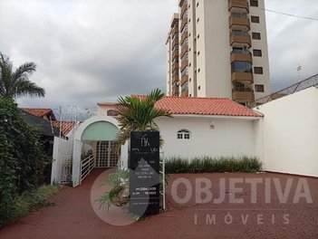 house em Rua Paraúna, Saraiva - Uberlândia - MG