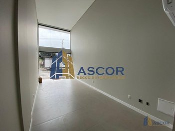 business em Rua Leonel Pereira, Cachoeira do Bom Jesus - Florianópolis - SC