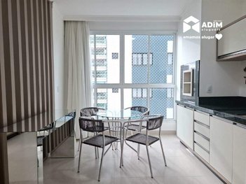 apartment em Rua 300, Meia Praia - Itapema - SC