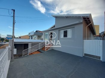 house em Avenida Professor Raphael Laurindo, Jardim Paraíso II - Botucatu - SP