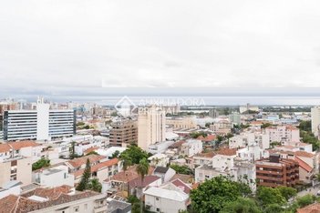 apartment em Rua Hilário Ribeiro, Moinhos de Vento - Porto Alegre - RS