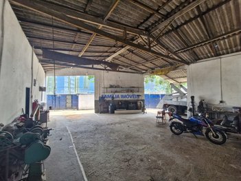 industrial em Fritz Gut, São Jorge - Santos - SP