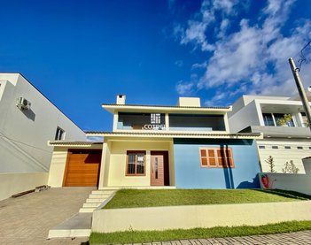 house em Avenida Prefeito Evandro Behr, Camobi - Santa Maria - RS