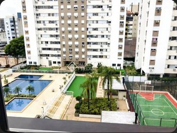 apartment em Rua Antônio Joaquim Mesquita, Passo da Areia - Porto Alegre - RS