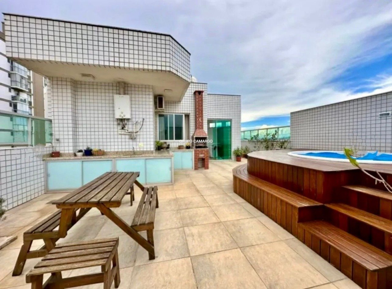 Cobertura com 4 quartos — Santo Antônio, Belo Horizonte