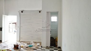 business em Rua Maria de Fátima Faria, Parque São Bento - Sorocaba - SP