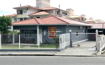 house em Rodovia Tertuliano Brito Xavier, Canasvieiras - Florianópolis - SC